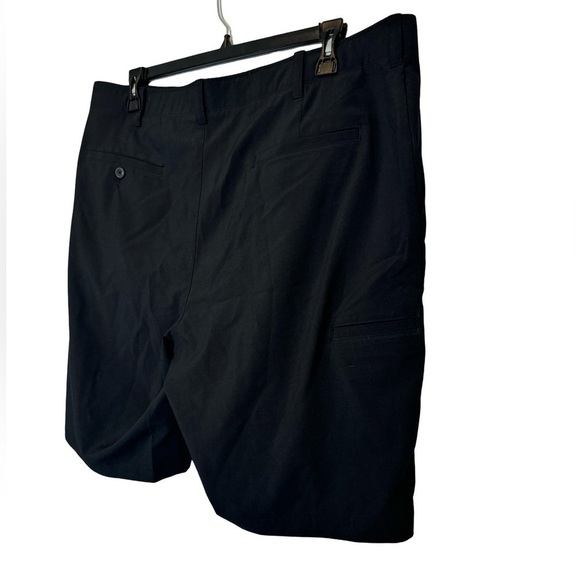 PGA Tour Men's Black Performance Golf Shorts Size 42 - Picture 9 of 13